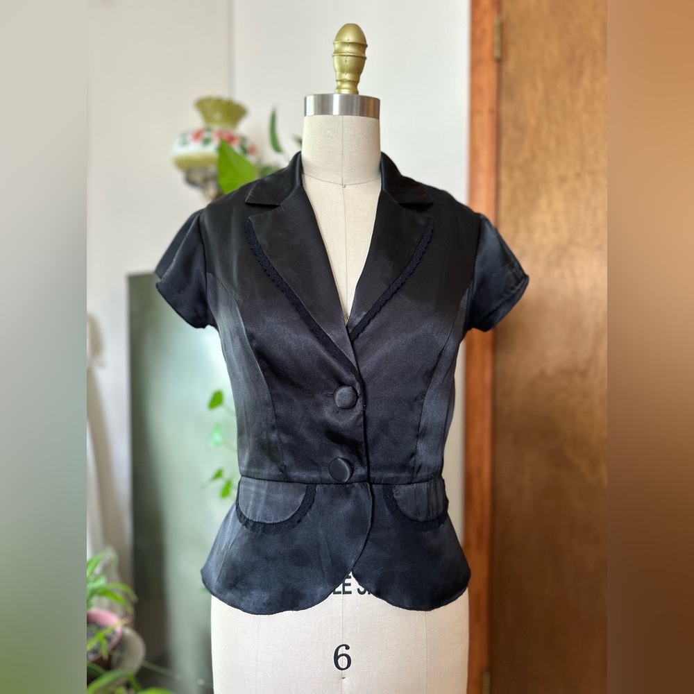 1990s HOT TOPIC black satin blouse